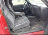 Chevrolet S-10 Ls 1GCDT19X4W8231279 снимка