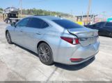 LEXUS ES 300H снимка