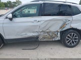 VOLKSWAGEN TIGUAN 2.0T SE/2.0T SEL 3VV2B7AX1JM006316 снимка