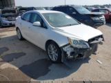 BUICK VERANO photo