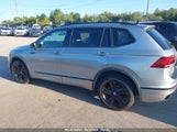 VOLKSWAGEN TIGUAN 2.0T SE R-LINE BLACK 3VV8B7AX5PM****** снимка