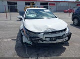 TOYOTA COROLLA LE JTDEPMAE2N3022039 снимка