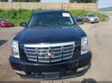 CADILLAC ESCALADE LUXURY снимка