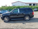 CADILLAC ESCALADE LUXURY снимка