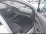 HYUNDAI ELANTRA SE photo