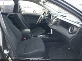 TOYOTA RAV4 XLE JTMRFREV0JJ239557 снимка