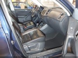 VOLKSWAGEN TIGUAN SEL WVGBV7AXXBW533872 fotografie