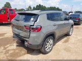 JEEP COMPASS LATITUDE LUX FWD снимка