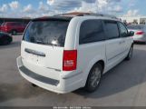 CHRYSLER TOWN & COUNTRY NEW LIMITED photo