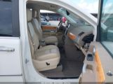 CHRYSLER TOWN & COUNTRY NEW LIMITED photo