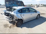 Toyota Prius Two JTDKN3DU4F0413685 fotografie