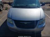 CHRYSLER TOWN & COUNTRY photo