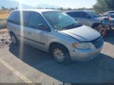 CHRYSLER TOWN & COUNTRY photo