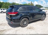 Toyota Highlander Se 5TDKZRFH8HS522576 снимка