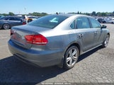 VOLKSWAGEN PASSAT 2.0L TDI SE 1VWBN7A32EC****** снимка