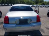 LINCOLN TOWN CAR SIGNATURE снимка