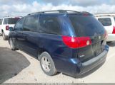 TOYOTA SIENNA LE photo