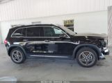 MERCEDES-BENZ GLB 250 photo