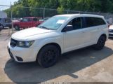 DODGE JOURNEY SXT photo