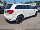 DODGE JOURNEY SXT photo