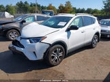 TOYOTA RAV4 LE JTMBFREV7HJ****** снимка