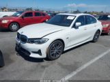 BMW 3 SERIES 330E снимка