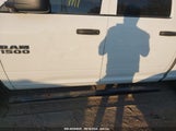 RAM 1500 SSV 4X4 5'7 BOX 1C6RR7XT8JS****** снимка