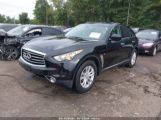 INFINITI QX70 photo