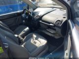 VOLKSWAGEN NEW BEETLE GLS photo