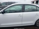 VOLKSWAGEN JETTA 1.4T SE снимка