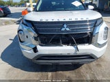 MITSUBISHI OUTLANDER ES 2.5 S-AWC JA4J4UA84RZ****** fotografie