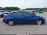 HYUNDAI ELANTRA SE photo