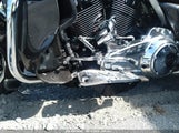 HARLEY-DAVIDSON FLHTCUTG 1HD1MAF1XPB****** снимка