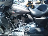 HARLEY-DAVIDSON FLHTCUTG 1HD1MAF1XPB****** снимка