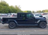 JEEP GLADIATOR OVERLAND 4X4 photo