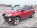 TOYOTA RAV4 XLE JTMWFREVXEJ****** снимка