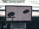 TESLA MODEL Y LONG RANGE DUAL MOTOR ALL-WHEEL DRIVE/RWD снимка