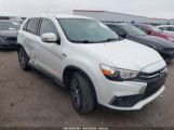 MITSUBISHI OUTLANDER SPORT 2.0 ES снимка