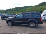 NISSAN PATHFINDER LE photo