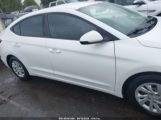 HYUNDAI ELANTRA SE photo