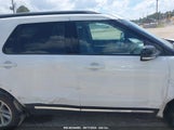 Ford Explorer Xlt 1FM5K7D84HGB78677 fotografie