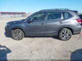 SUBARU FORESTER LIMITED JF2SKALC8RH****** fotografie