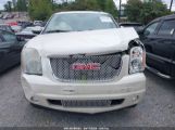 GMC YUKON DENALI photo