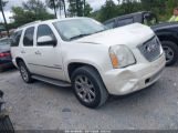 GMC YUKON DENALI photo