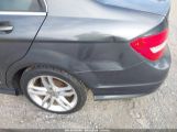 MERCEDES-BENZ C 300 photo