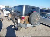 JEEP WRANGLER UNLIMITED SAHARA 1C4BJWEG5FL704281 fotografie