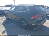 VOLKSWAGEN TIGUAN 2.0T SE/2.0T SE R-LINE BLACK/2.0T SEL 3VV2B7AXXLM****** снимка