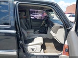 JEEP COMMANDER LIMITED 1J8HH58218C****** снимка