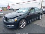 VOLKSWAGEN PASSAT 2.0L TDI SE 1VWBV7A31FC****** снимка
