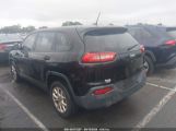 JEEP CHEROKEE SPORT FWD снимка